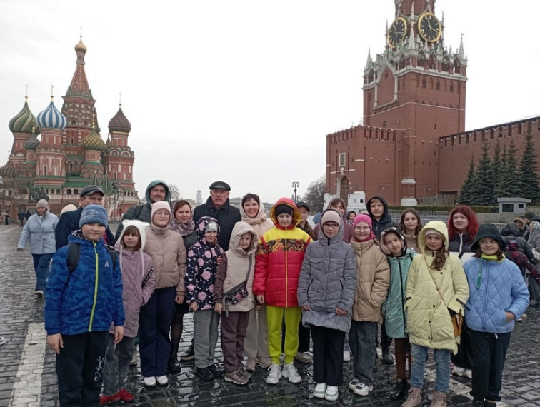 Фольклорный ансамбль «Проталинка» достойно выступил на Всероссийском фестивале–форуме культур и традиций народов России «Московское подворье». Фольклорный ансамбль «Проталинка» достойно выступил на Всероссийском фестивале–форуме культур и традиций народов России «Московское подворье».
