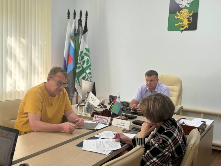 Выездной личный приём главы администрации Белгородского района прошёл в посёлке Дубовое. Выездной личный приём главы администрации Белгородского района прошёл в посёлке Дубовое.