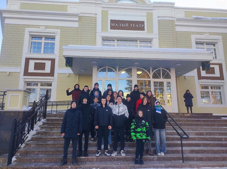 Школьники Белгородского района проводят время активно и с пользой в других регионах России. Школьники Белгородского района проводят время активно и с пользой в других регионах России.