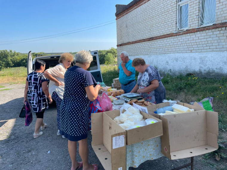 На этой неделе в трёх поселениях Белгородского района прошли традиционные ярмарки. На этой неделе в трёх поселениях Белгородского района прошли традиционные ярмарки.