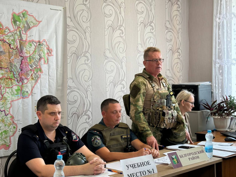 В Белгородском районе прошли учения по гражданской обороне с привлечением всех сил и средств. В Белгородском районе прошли учения по гражданской обороне с привлечением всех сил и средств.