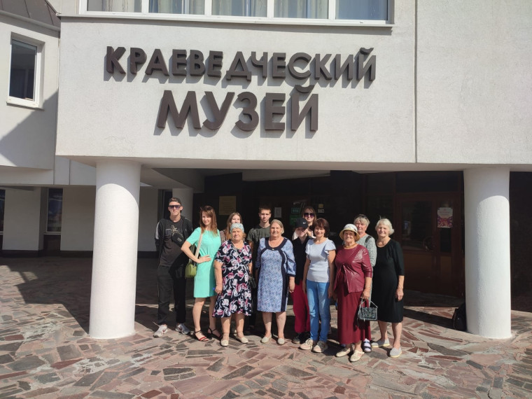 Для жителей района организовали экскурсию в Белгородский историко-краеведческий музей. Для жителей района организовали экскурсию в Белгородский историко-краеведческий музей.