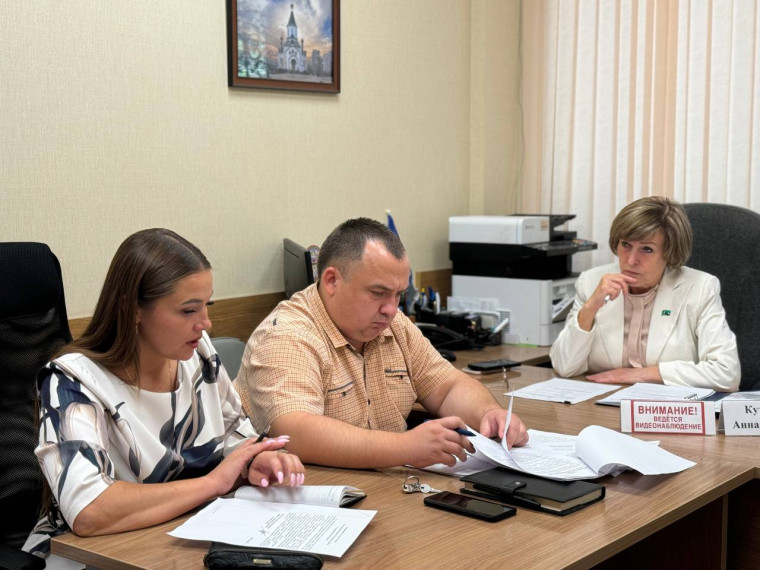 Продолжаются ежедневные встречи с земляками. Продолжаются ежедневные встречи с земляками.
