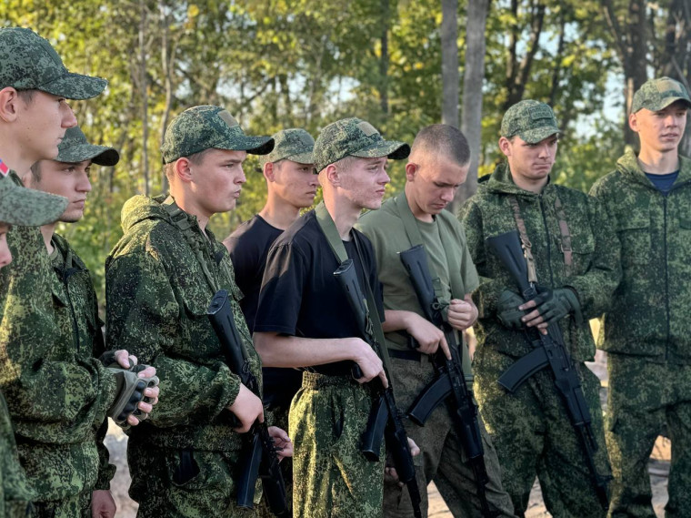 Анна Куташова посетила центр военно-спортивной подготовки «Воин». Анна Куташова посетила центр военно-спортивной подготовки «Воин».