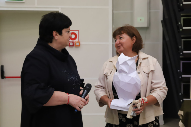 В Белгородском районе открылся женский клуб «Вера, надежда, любовь». В Белгородском районе открылся женский клуб «Вера, надежда, любовь».
