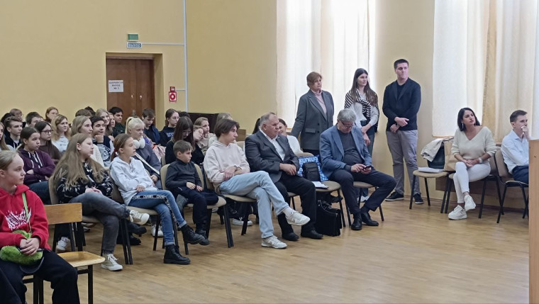 Разуменские школьники посетили профориентационный лагерь. Разуменские школьники посетили профориентационный лагерь.