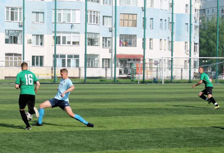 Спортсмены Белгородского района успешно выступают в Первенстве Белгородской области по футболу.