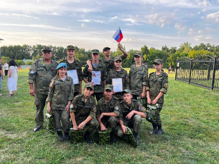 Команда военно-патриотического клуба «Крылья Белогорья» заняла первое место в фестивале «Казачий хутор».