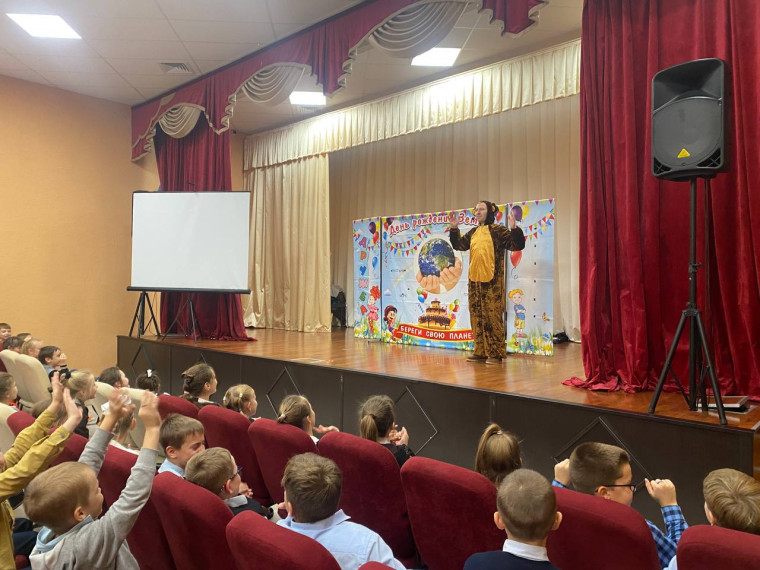 В Северной СОШ №2 прошло выступление экспериментального театра «Эксклюзив».
