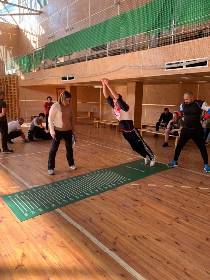 Более 30 жителей Дубовского сельского поселения смогли выполнить нормативы ГТО благодаря выезду мобильной бригады.