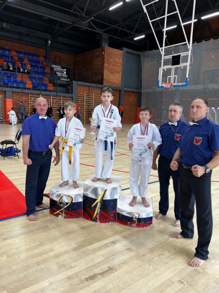 Юные спортсмены Белгородского района приняли участие в празднике по киокушин карате.