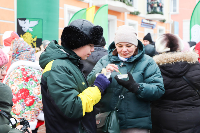 Белгородский район презентовал свой рецепт на традиционном фестивале вареников.