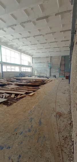 В Майской гимназии ведётся капитальный ремонт спортивного зала На него выделили свыше 12,6 млн рублей..