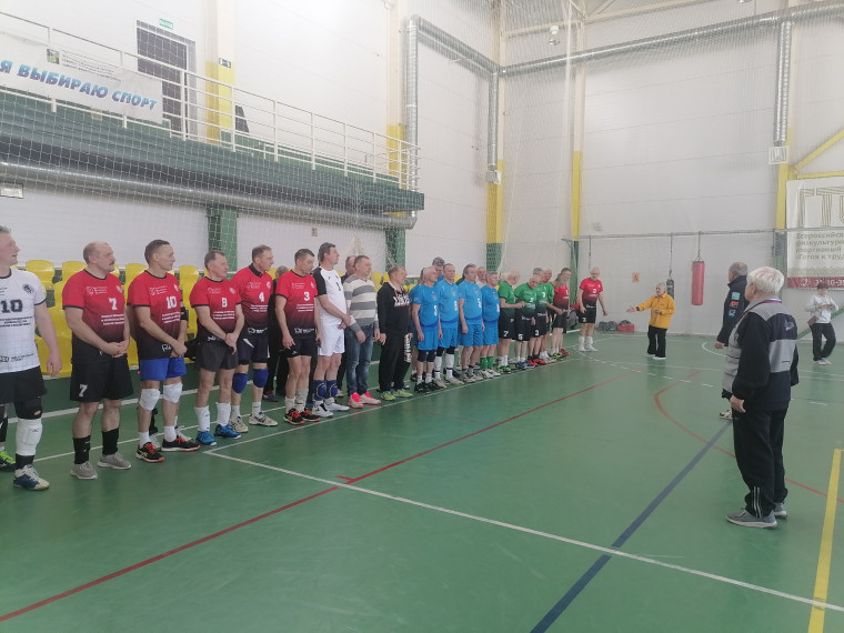 Ежегодный открытый турнир по волейболу, посвящённый Дню защитника Отечества, прошёл в Бессоновке..