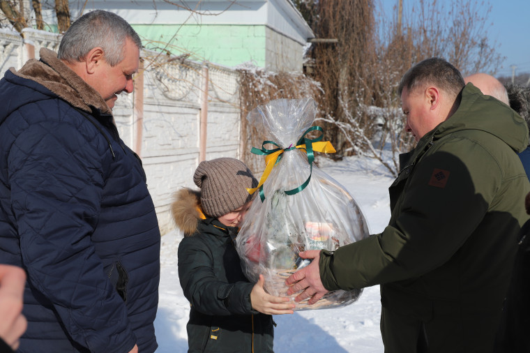 В преддверии Дня защитника Отечества в Белгородском районе проходят встречи с семьями мобилизованных.