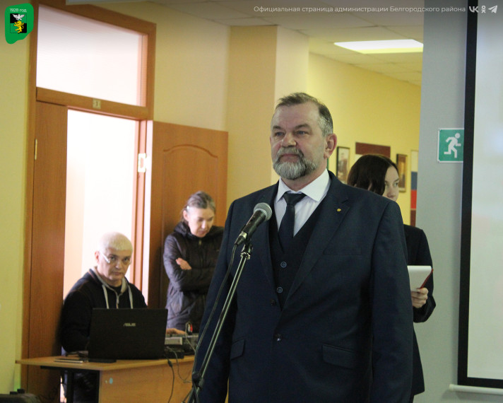 В Октябрьской СОШ прошла торжественная церемония открытия зала славы Юрия Чумака, имя которого носит школа.