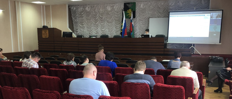 В администрации Белгородского района состоялось совещание по вопросам применения порядка проведения обучения по охране труда, проверки знания требований и оценке профессиональных рисков.