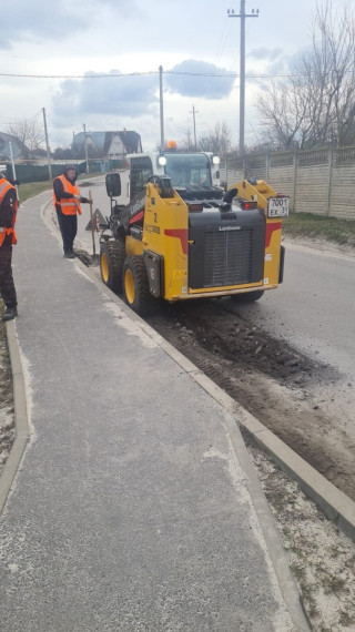 Коммунальные службы Белгородского района приступили к ремонту дорог.