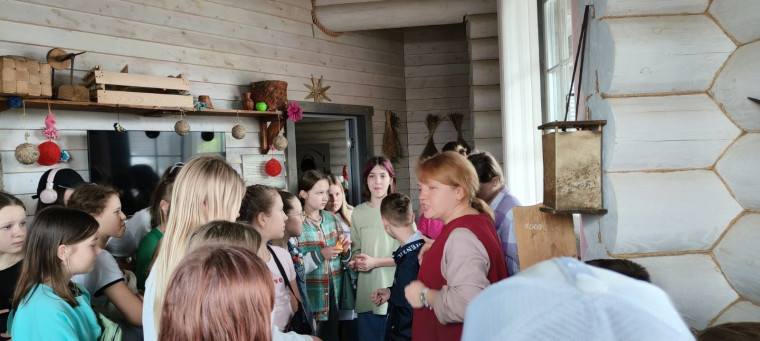 Школьники Белгородского района продолжают путешествовать по региону.