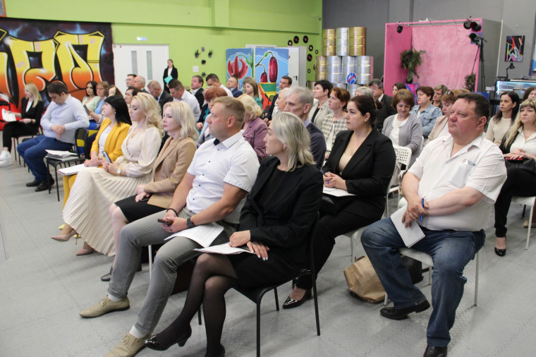 Председатель и секретарь Белгородской районной территориальной избирательной комиссии приняли участие в обучающем семинаре..