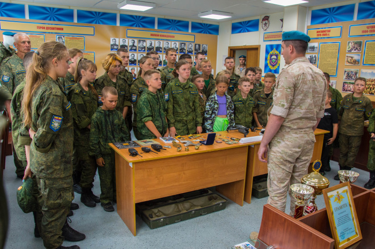 Военно-патриотический клуб «Крылья Белогорья» провёл учебные сборы в городе Новороссийск.