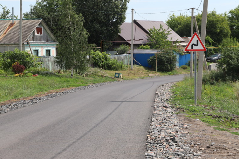 Национальный проект «Безопасные качественные дороги» улучшает дорожную инфраструктуру Белгородского района.