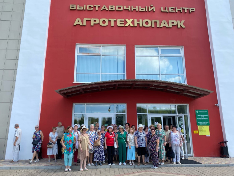 Соседи из областной столицы посетили Белгородский район в рамках проекта по социальному туризму «К соседям в гости».