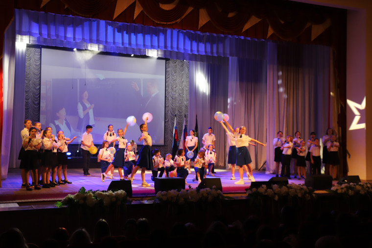 Районная августовская педагогическая конференция прошла в Майском РДК.