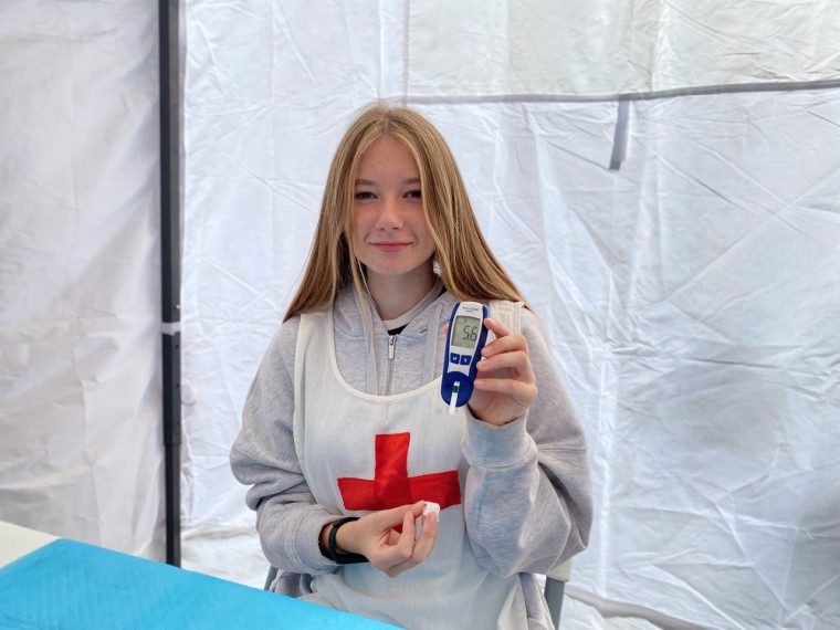 Сотрудники Белгородского регионального отделения «Российский Красный Крест» провели мастер-класс для Тавровских школьников.