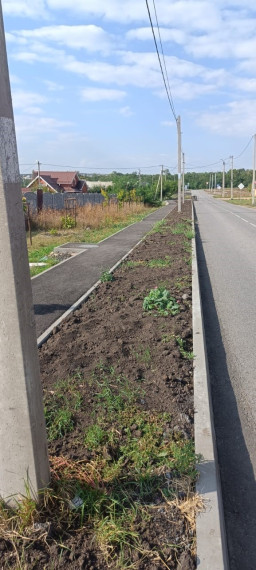 Завершилось строительство тротуара в микрорайоне Таврово-10 по улице Заречная.