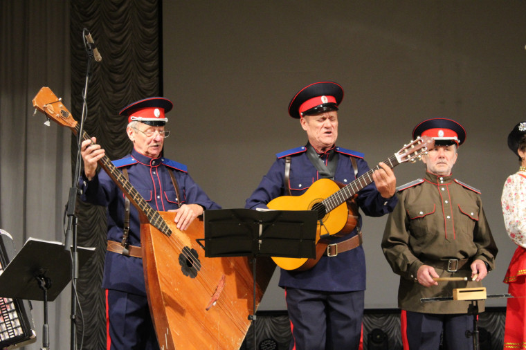 Отборочный тур «Покровского фестиваля» прошёл в Майском Дворце культуры.