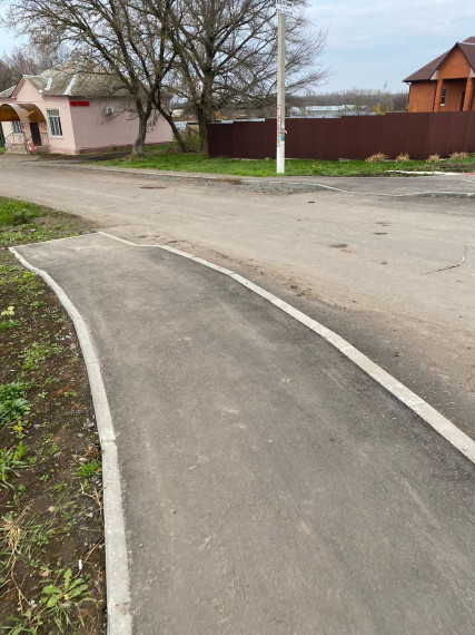Ремонт тротуара по нечетной стороне ул. 70 лет Октября в с. Ближнее, Белгородский район.