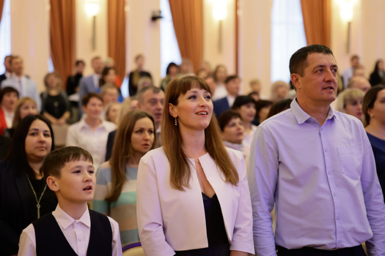 Одарённые и талантливые дети Белгородского района удостоены стипендии губернатора в номинации «Образование».
