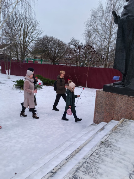 В Белгородском районе проходят мероприятия, посвящённые Дню неизвестного солдата.