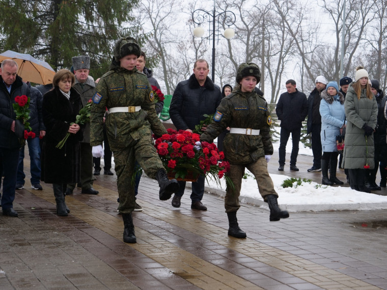 В день неизвестного солдата в Белгородском районе почтили память павших воинов.
