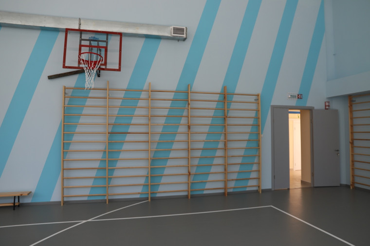 В 2023 году в Майской гимназии после капитального ремонта открыли спортивный зал.