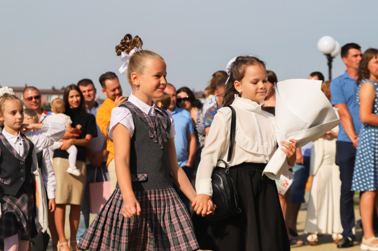 1 сентября, в День знаний, распахнула свои двери начальная школа «Парус детства» в селе Репное.