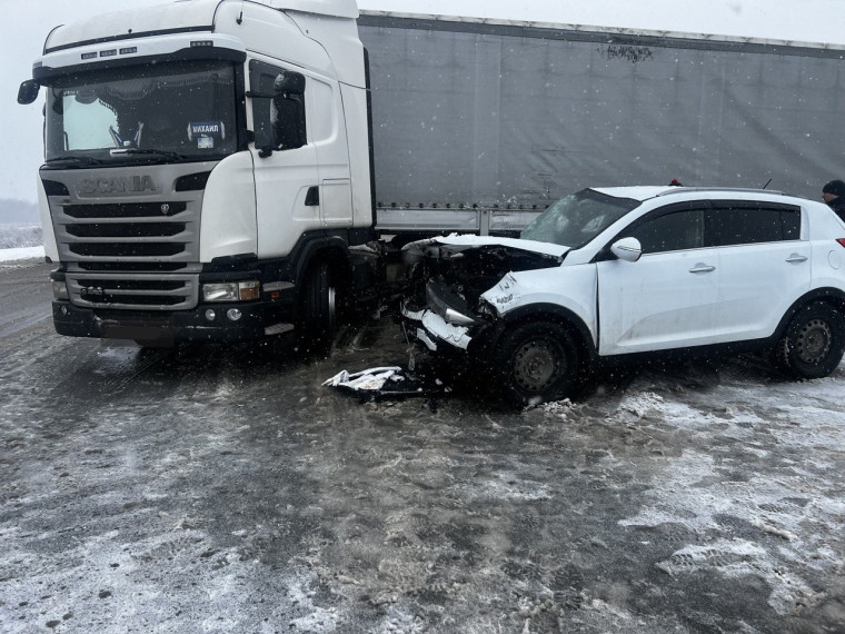 В период  с 16 по 23 января 2024 года на территории Белгородского района произошло 5 дорожно-транспортных происшествий, в результате которых ранено 8 человек (из них 1 несовершеннолетний)..