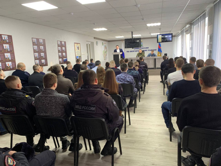 Сотрудники ОМВД России по Белгородскому району провели рабочую встречу с председателем избирательной комиссии муниципалитета.