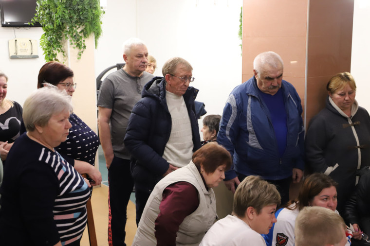 На этой неделе прошла очередная встреча с жителями приграничья Белгородского района, отселёнными из-за частых обстрелов и введения режима ЧС.