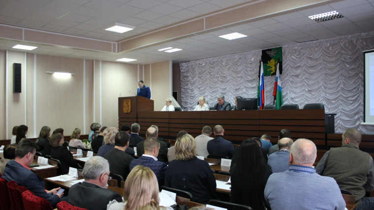 Для депутатов Муниципального совета Белгородского района провели обучающий проект «Муниципальный факультет».