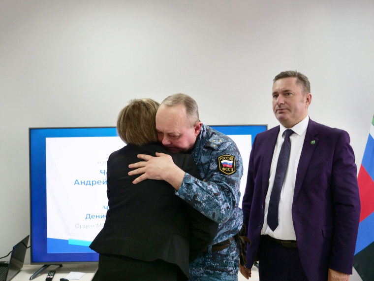 Андрей Челапко удостоен медали общественного признания «Отец солдата».