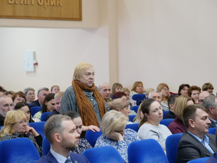 В Белгородском аграрном университете состоялся «Открытый диалог» с главой районной администрации.