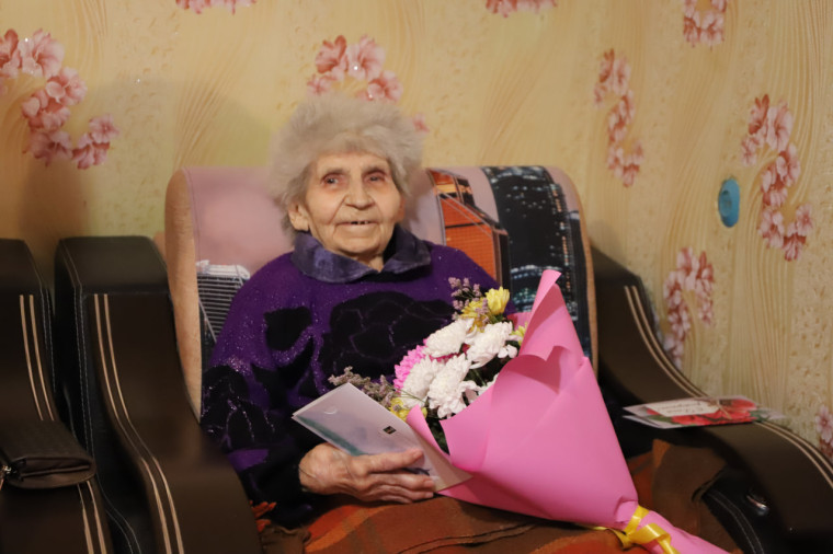 Ветеран труда Анастасия Кузьминична Михальченко отмечает 90 лет.