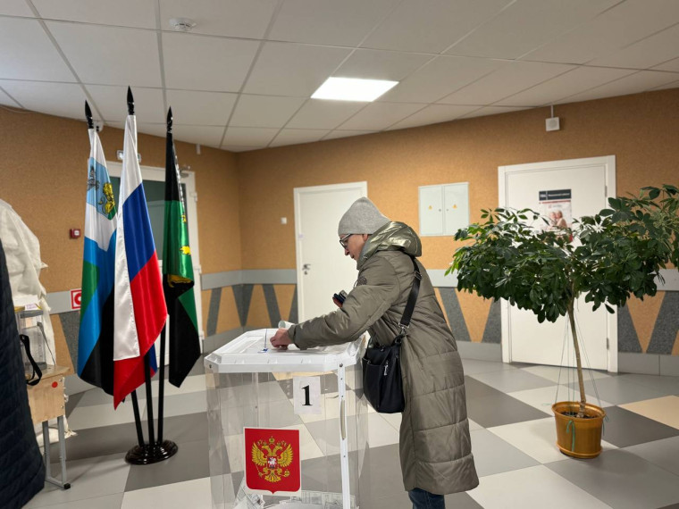 Анна Куташова проверила работу избирательных участков Белгородского района.