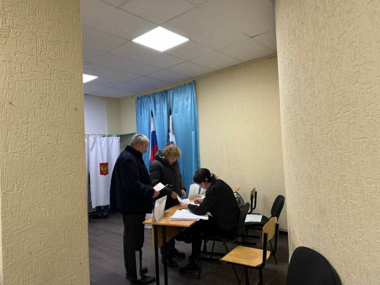 Анна Куташова проверила работу избирательных участков Белгородского района.