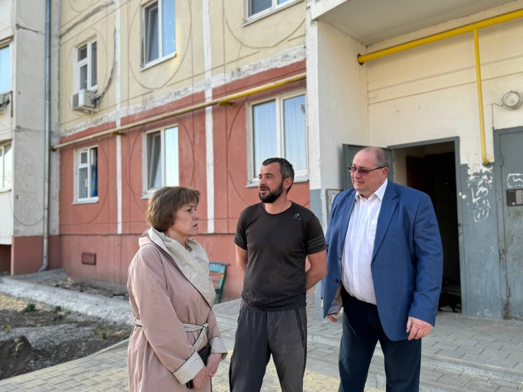 Глава администрации Белгородского района посетила Комсомольское поселение.
