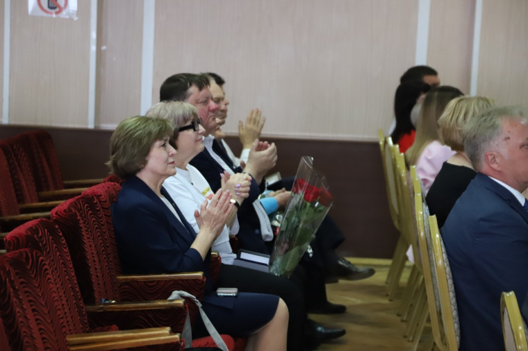 В преддверии Дня местного самоуправления в Белгородском районе прошло торжественное мероприятие.