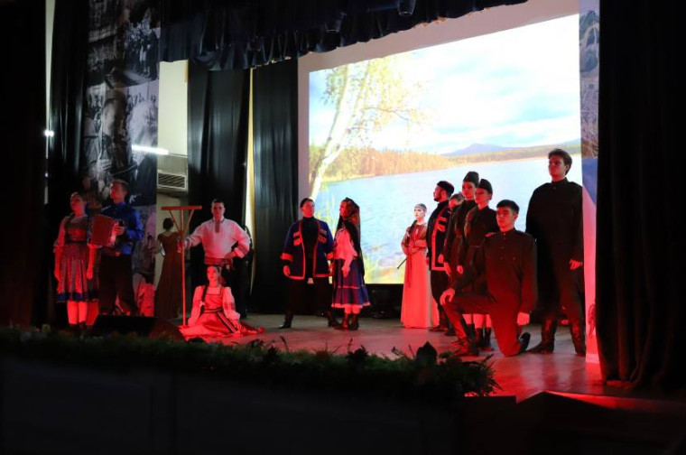 В Белгородском районе прошёл театрализованный концерт, посвящённый 79-ой годовщине Победы в Великой Отечественной войне.